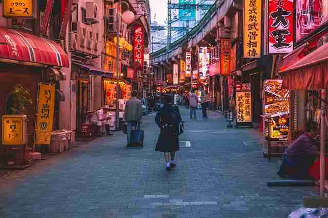 AI 赋能《91官网》粉圈战争独家档案